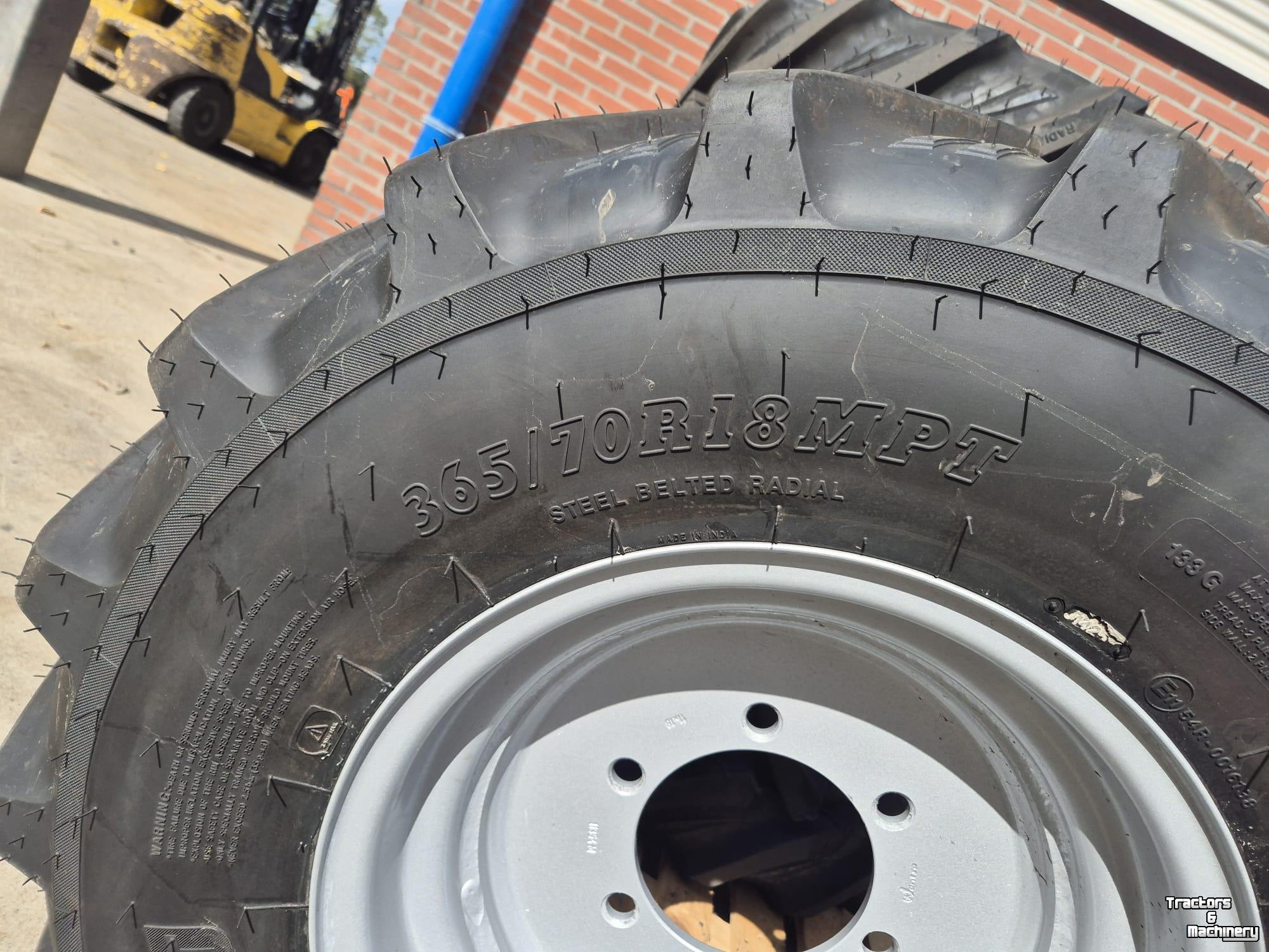 Roues, Pneus, Jantes, Barillets Jumelage BKT 365/70R18