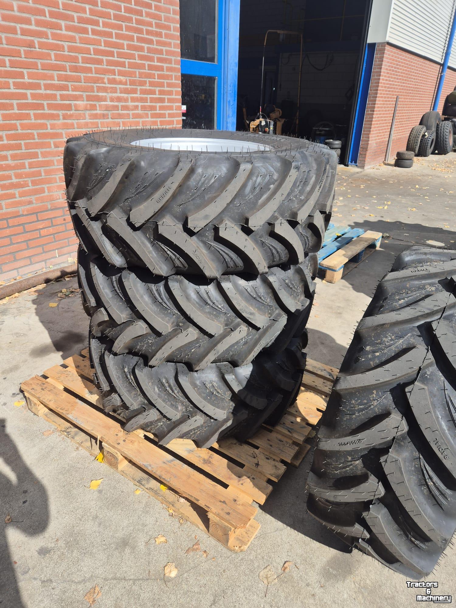 Roues, Pneus, Jantes, Barillets Jumelage BKT 365/70R18
