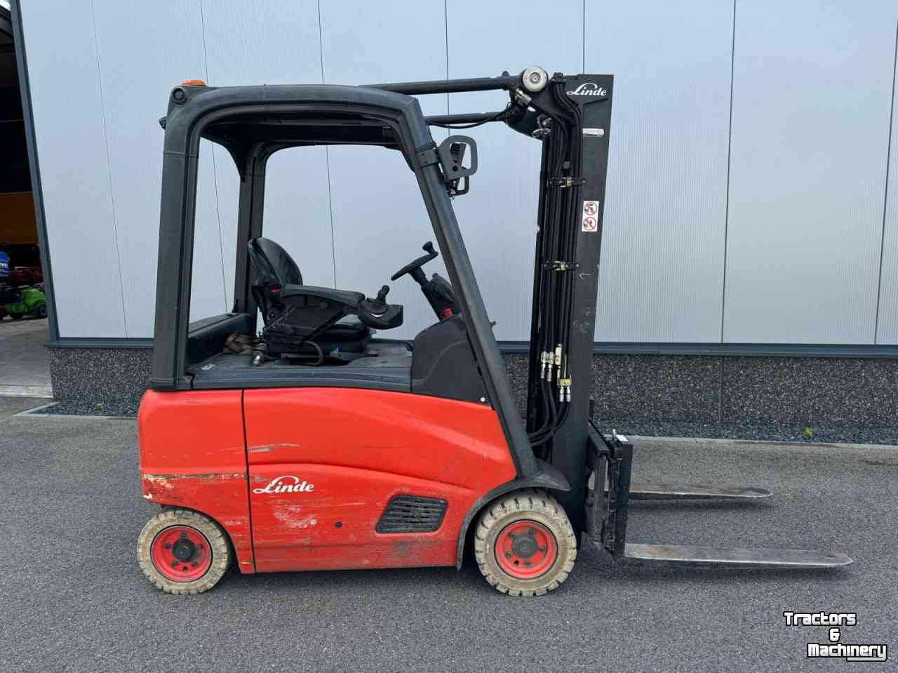 Chariot élévateur Linde E18PH