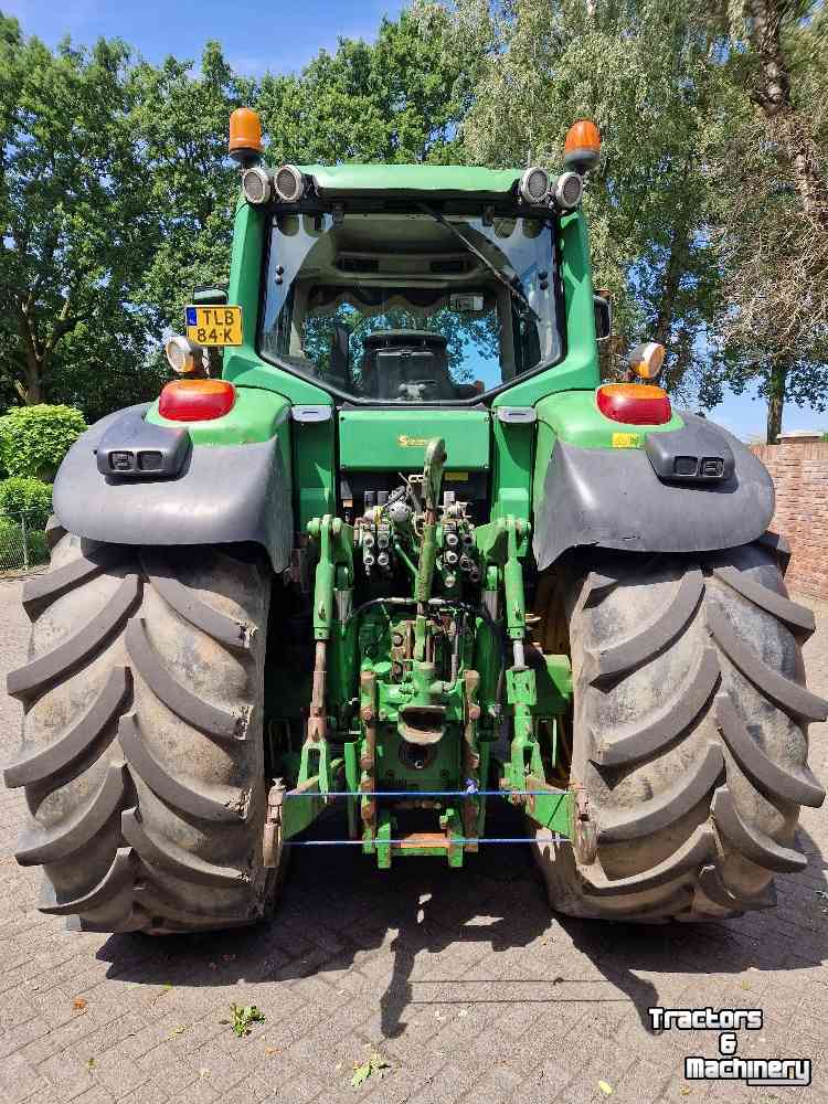 Tracteur John Deere 7530