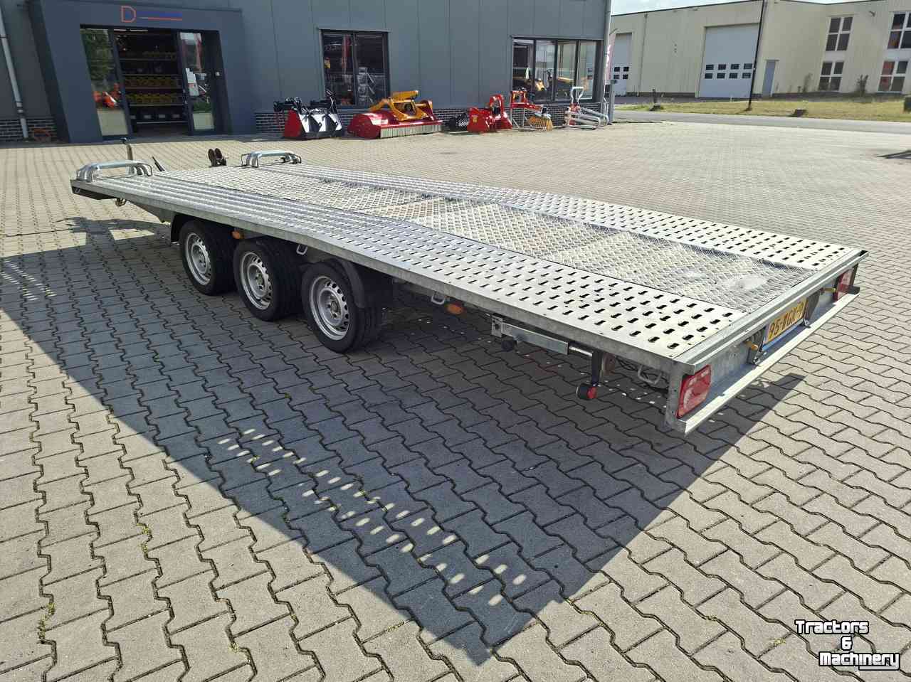 Remorque automobile jusqu’ à 3500 Kg  Niewiadow transporter