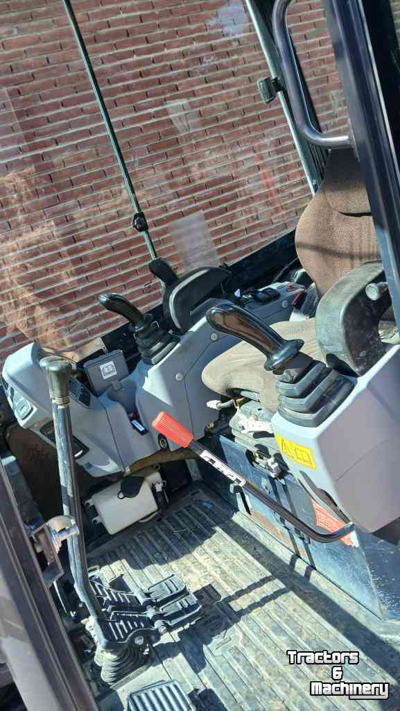 Mini pelleteuse Kubota Kx 27-4