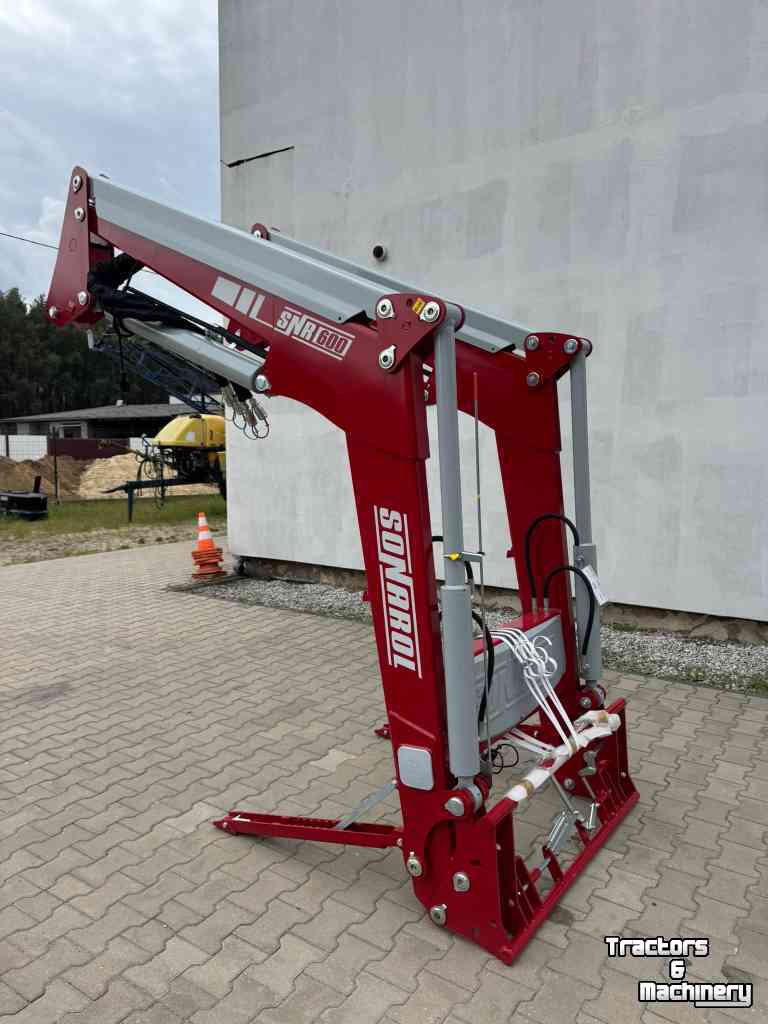 Chargeur frontal New Holland snr 660