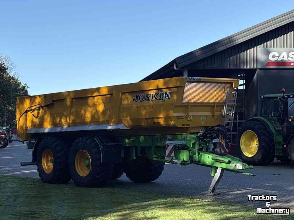 Benne agricole Joskin Trans space 7500