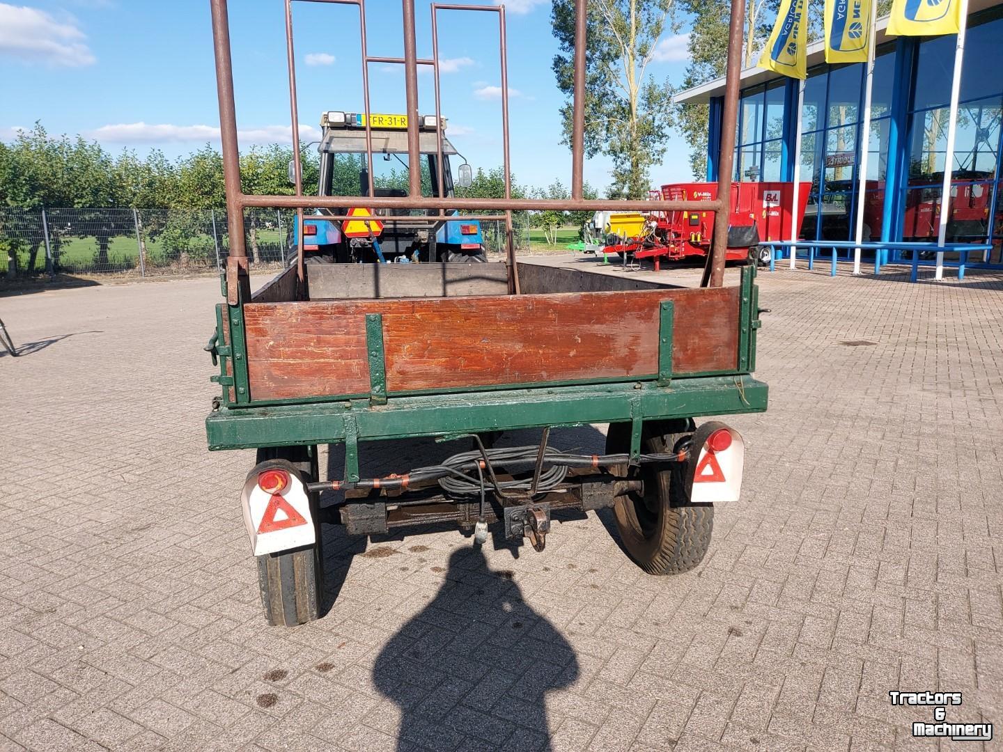 Semi-remorque surbaissé  VIERWIELIGE LANDBOUWWAGEN