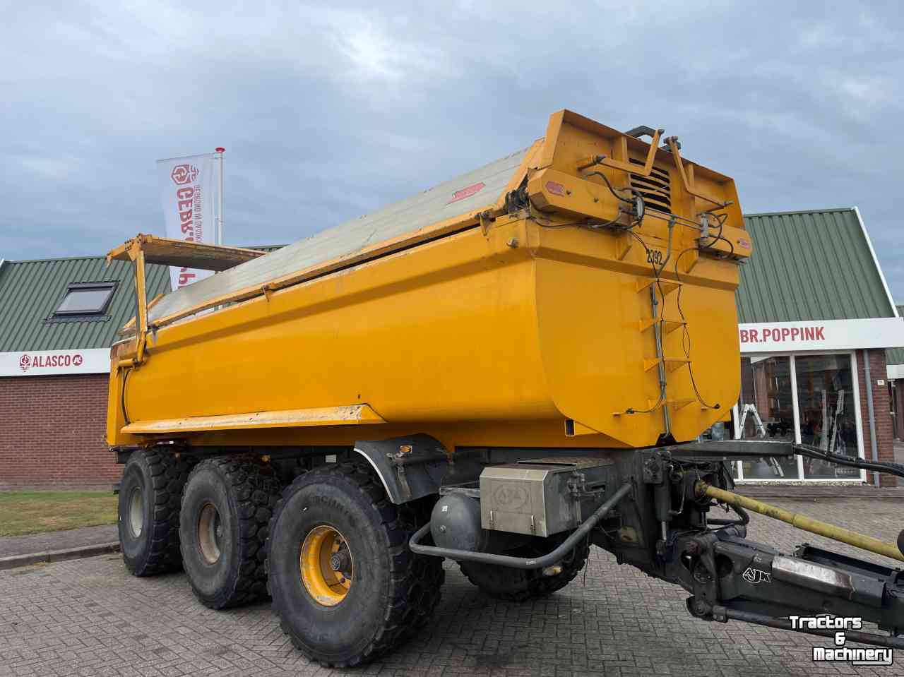 Tombereau / Benne TP AJK ZLK-330