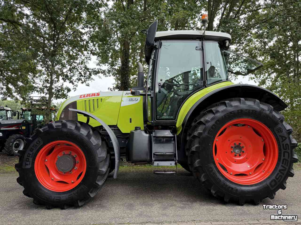 Tracteur Claas Arion 630