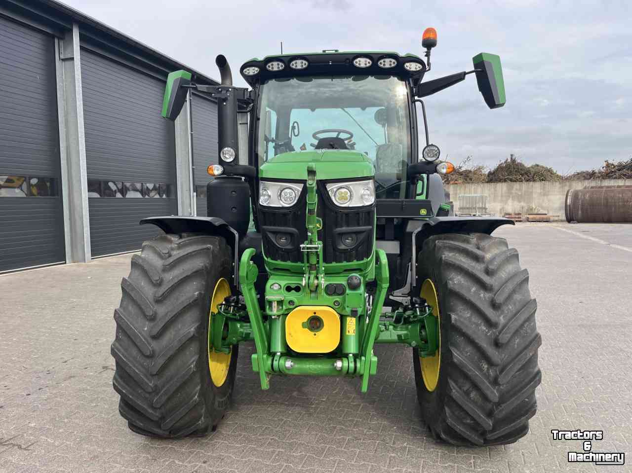 Tracteur John Deere 6 R 140