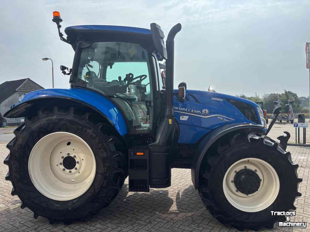 Tracteur New Holland T6 180 DC