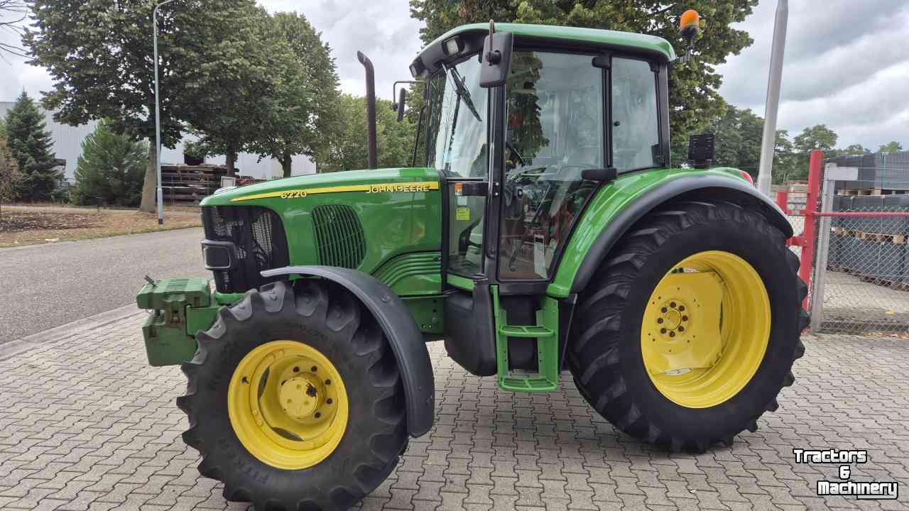Tracteur John Deere 6220 SE PQ zeer nette trekker