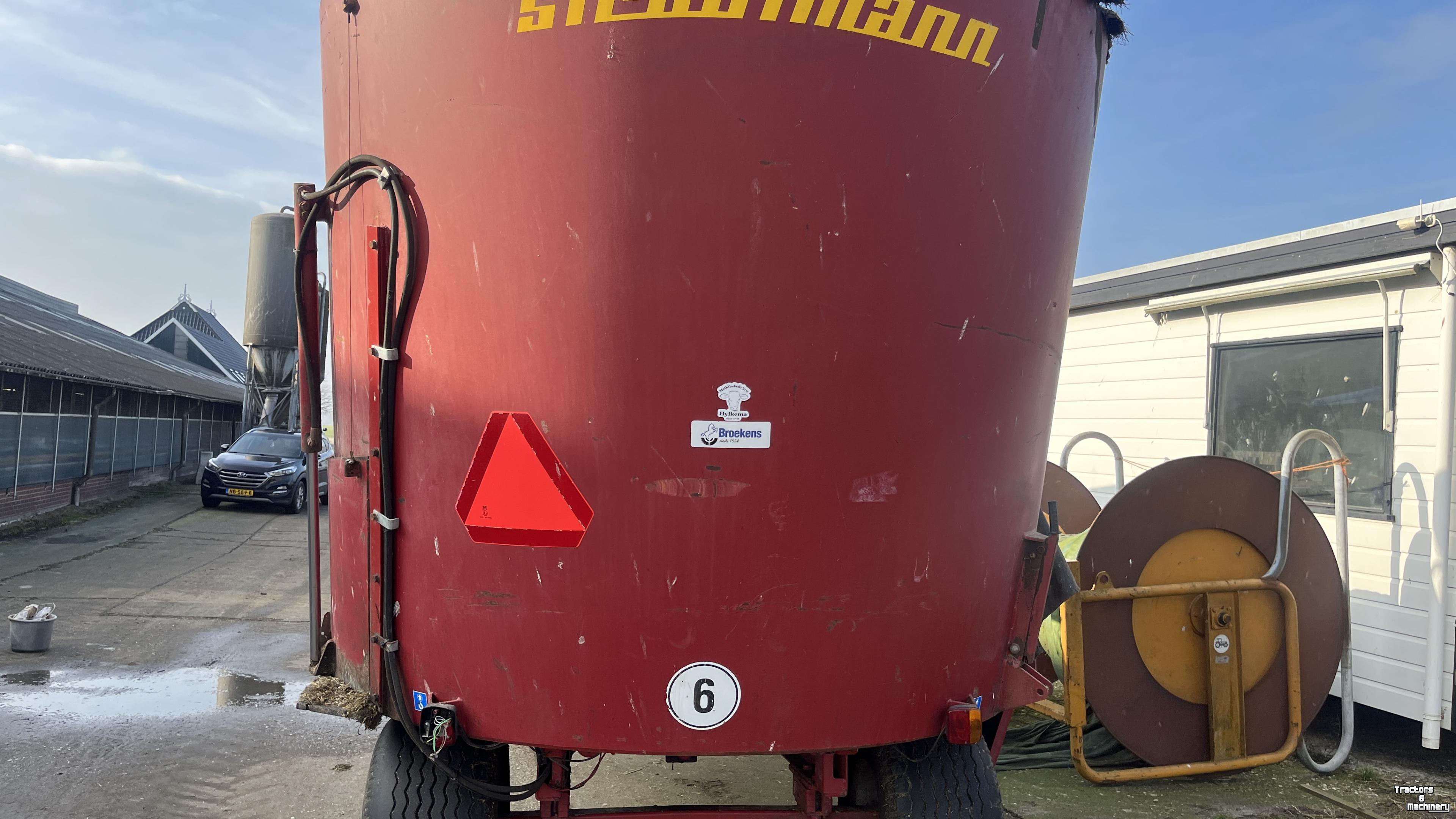 Mélangeuse Verticale Strautmann verti-mix 1250