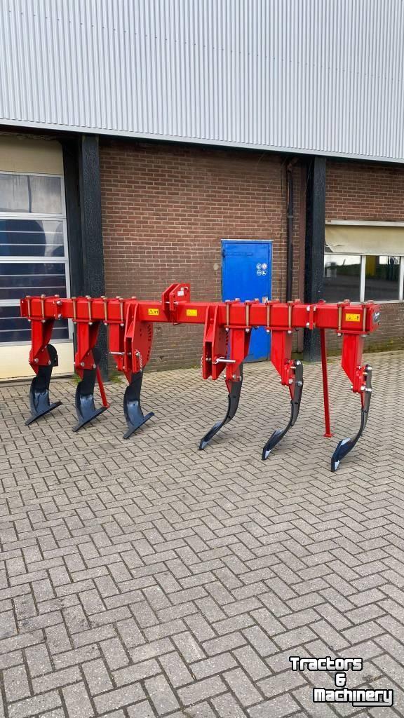 Cultivateur Kverneland CLI 640