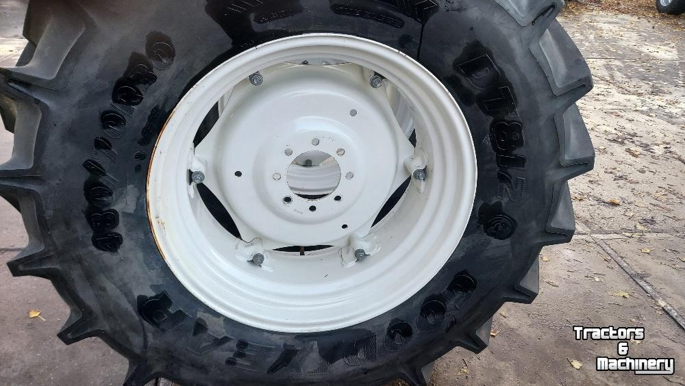 Roues, Pneus, Jantes, Barillets Jumelage Good Year 480/70R30
