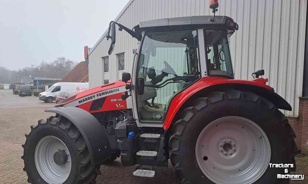 Tracteur Massey Ferguson 5S.105 DYNA-4 EFFICIENT Tractor
