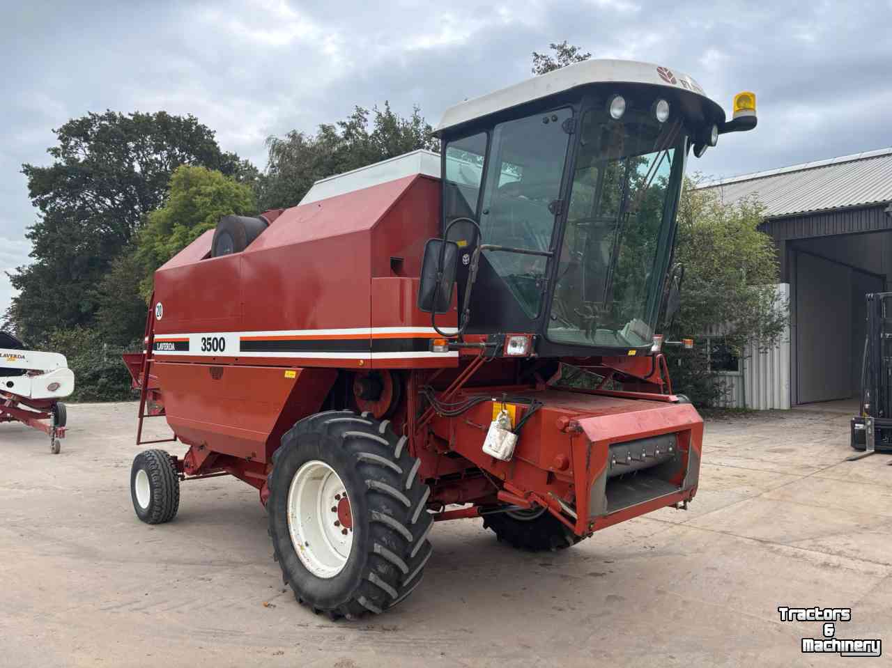 Moissonneuse batteuse Laverda 3500 A