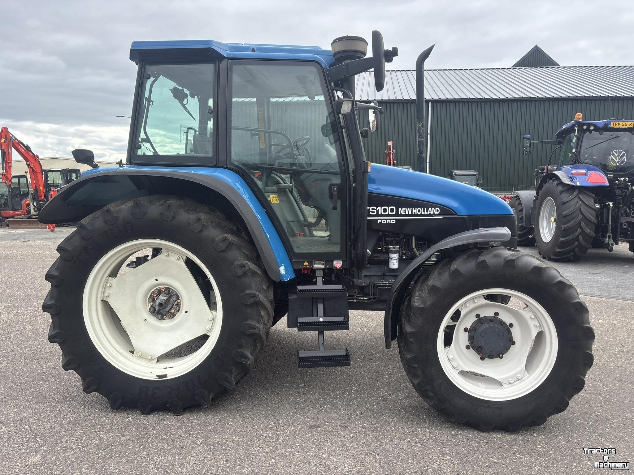 Tracteur New Holland TS100