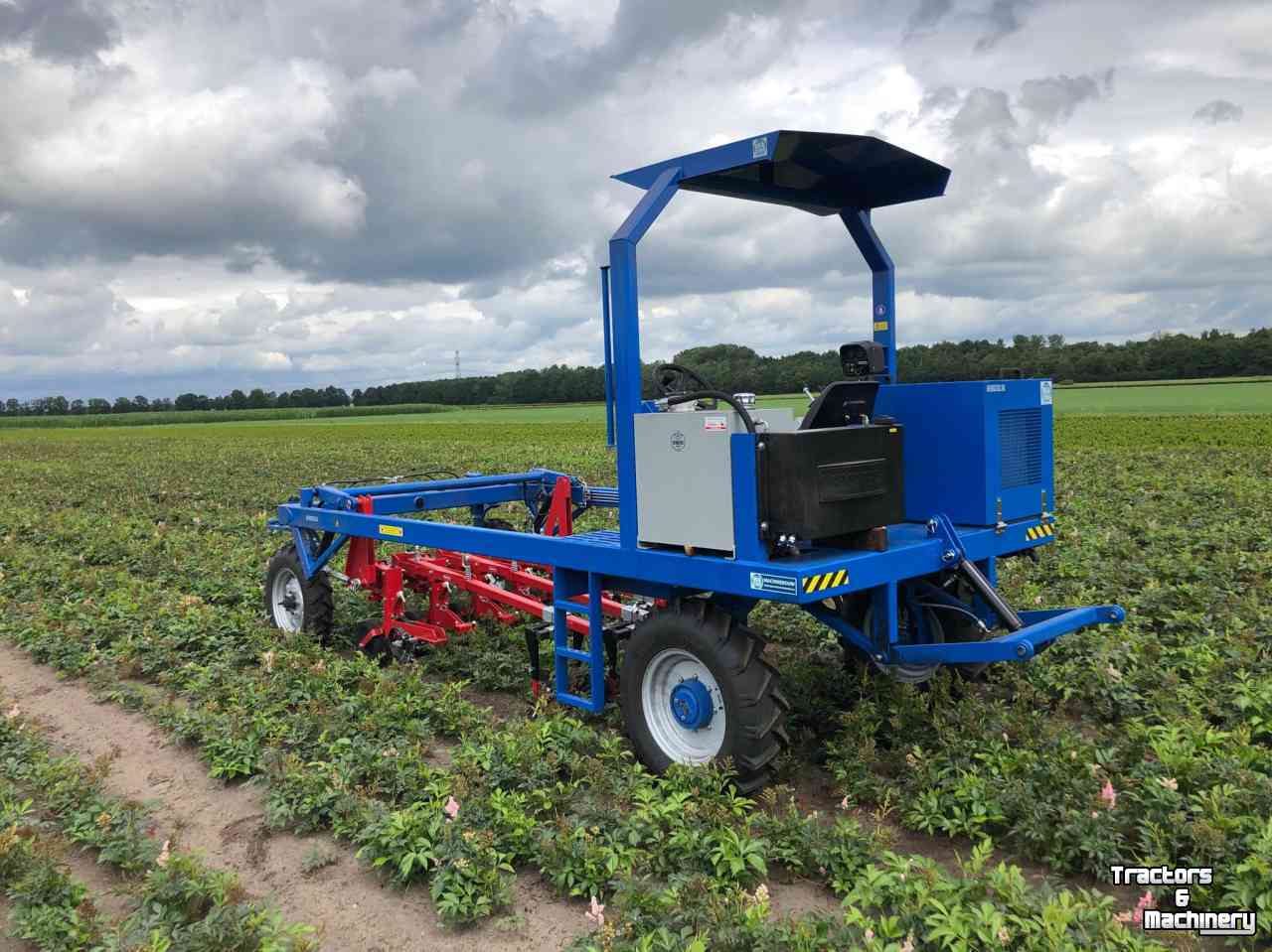 Autres tracteurs et accessoires  Macon schoffeltrekker werktuigendrager