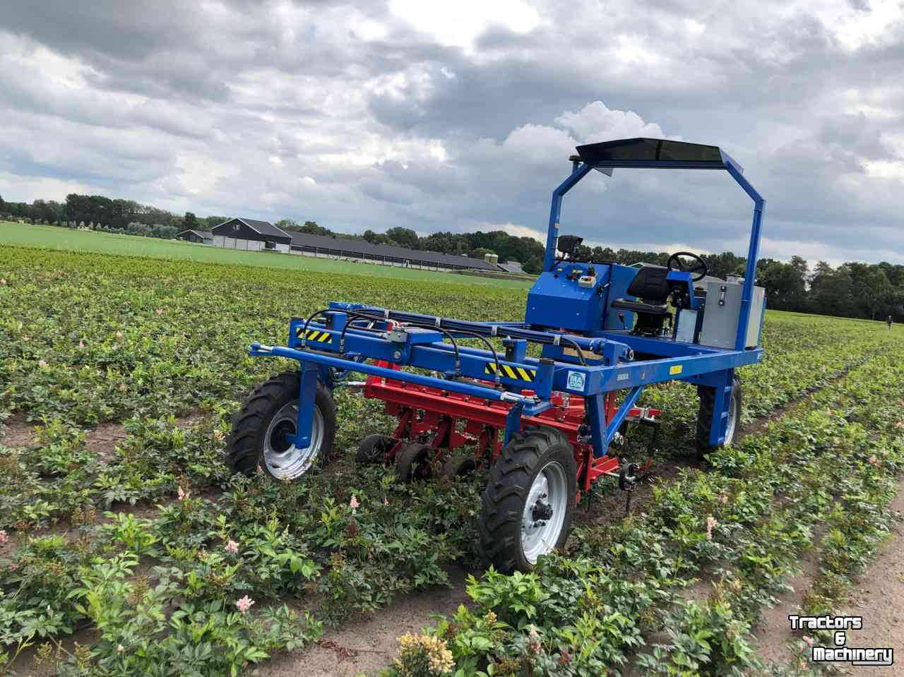 Autres tracteurs et accessoires  Macon schoffeltrekker werktuigendrager