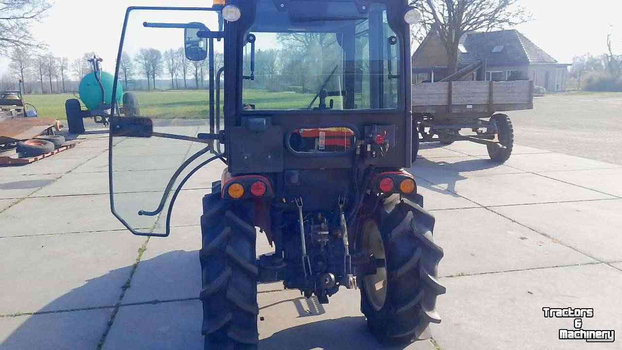 Tracteur pour horticulture Branson 3100