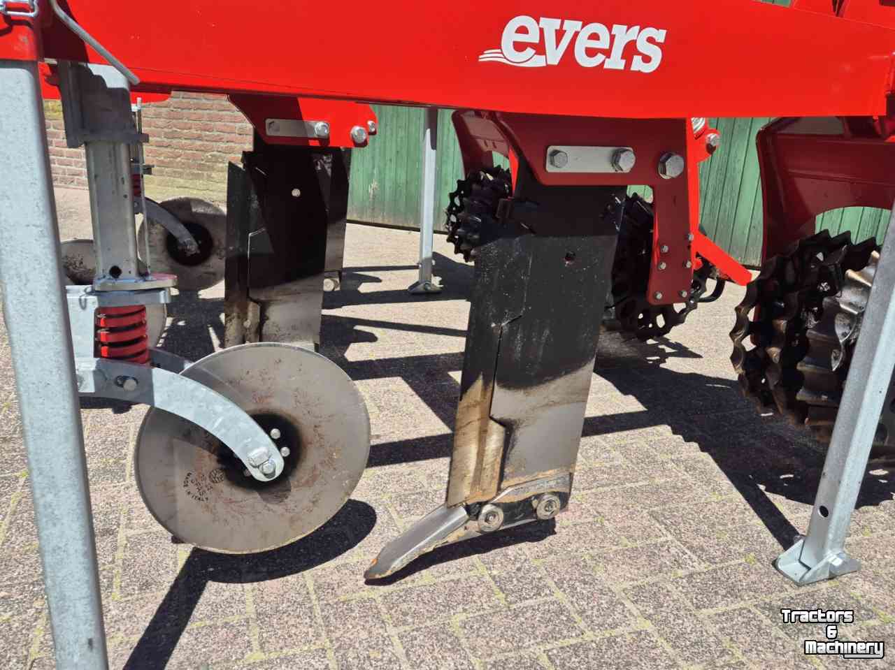 Aérateur de prairie Evers WBG-3 graslandwoeler beluchter demo
