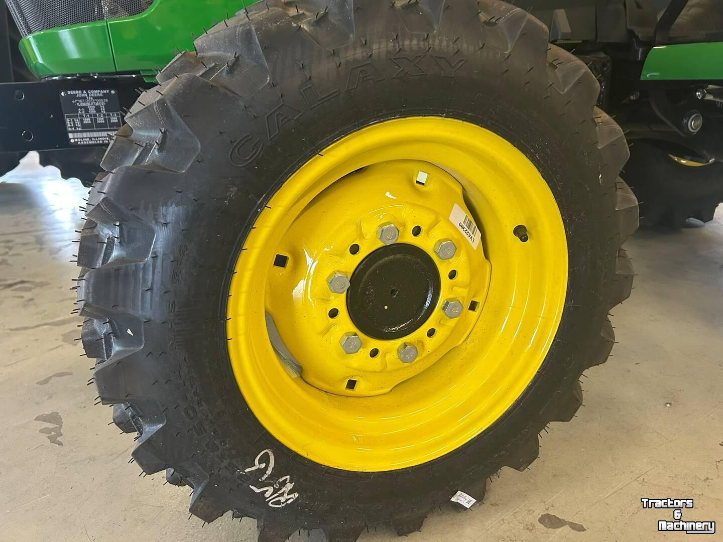 Tracteur pour vignes et vergers John Deere 3025E