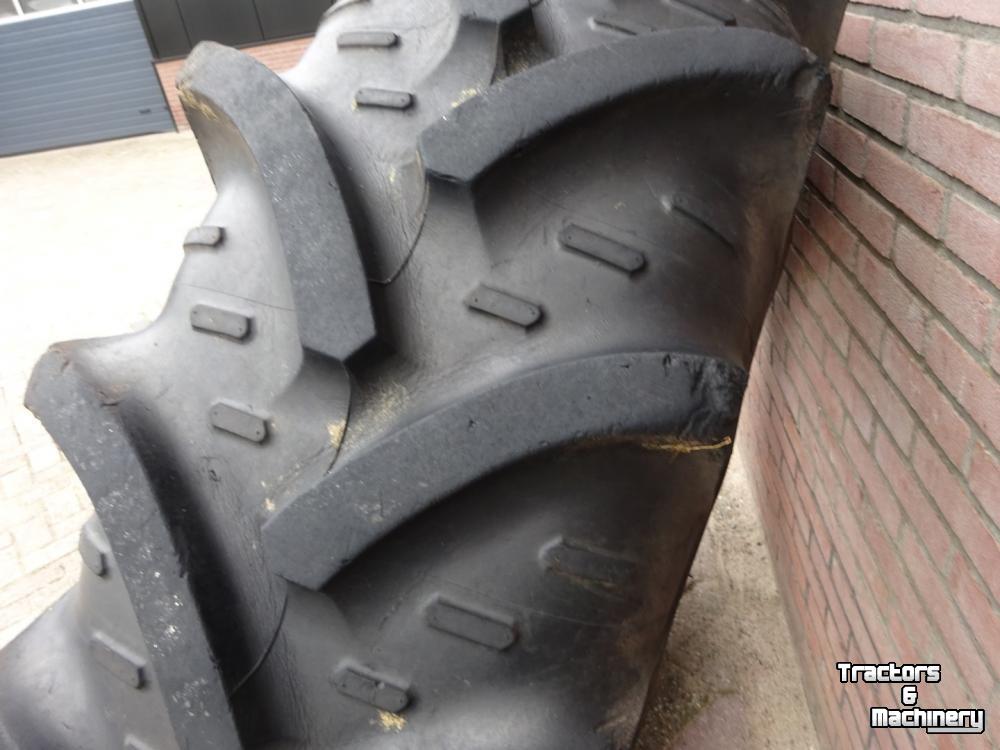 Roues, Pneus, Jantes, Barillets Jumelage Kleber Kléber band 16.9R30