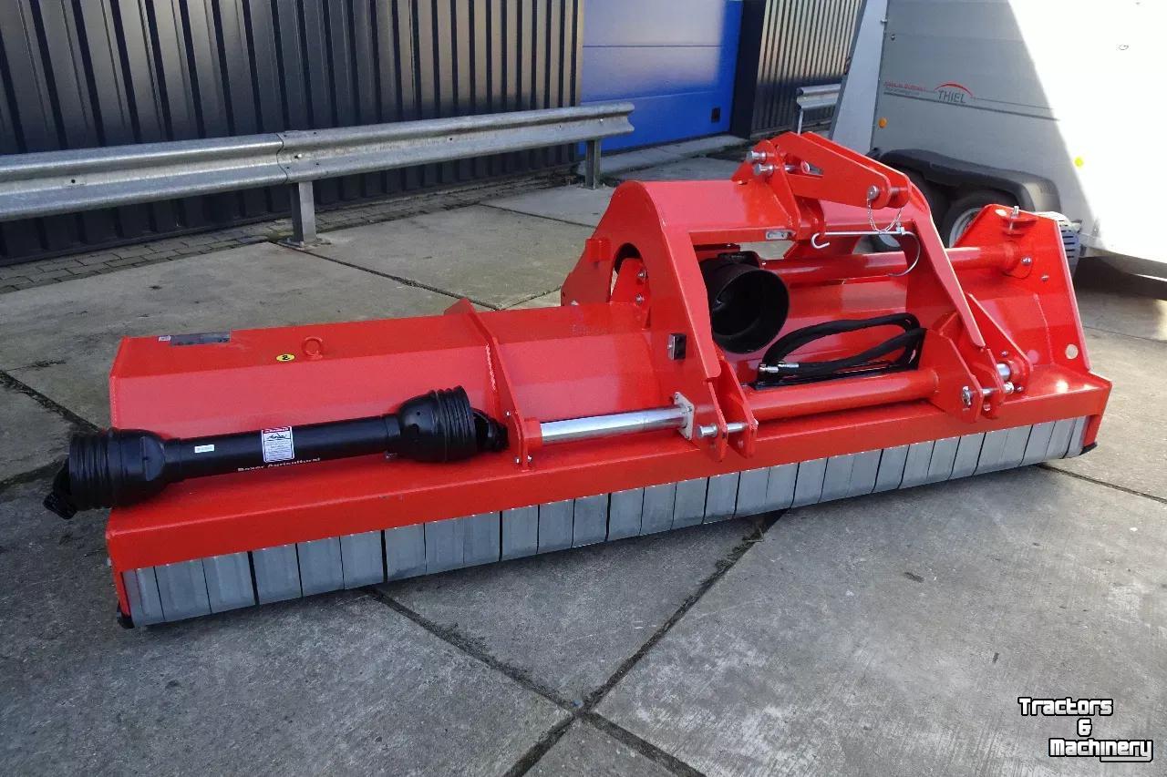 Faucheuse Boxer DUO 300 klepelmaaier