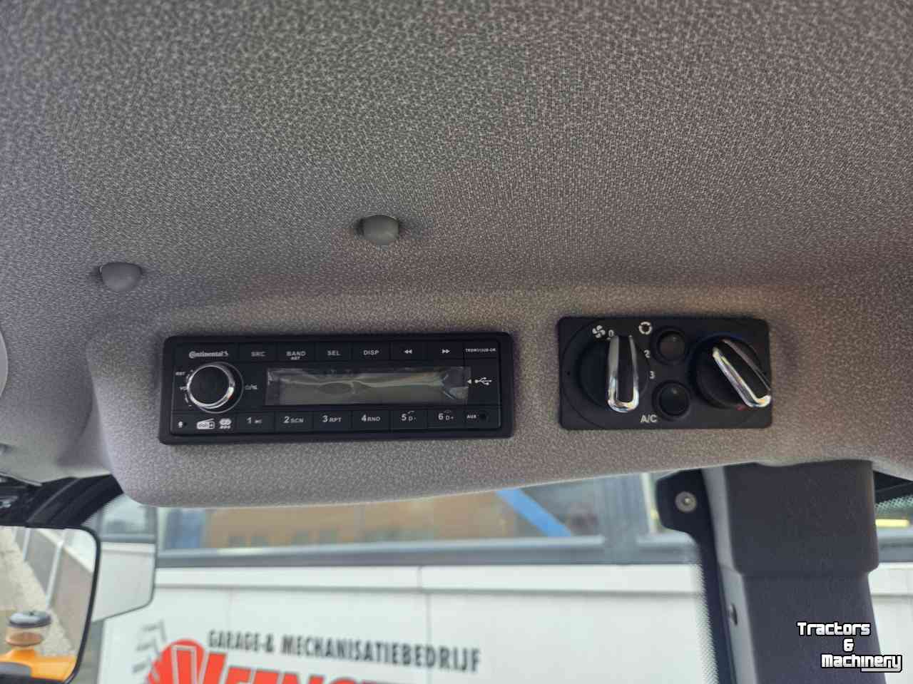 Chargeuse sur pneus Giant G5000 GEN 2 52036