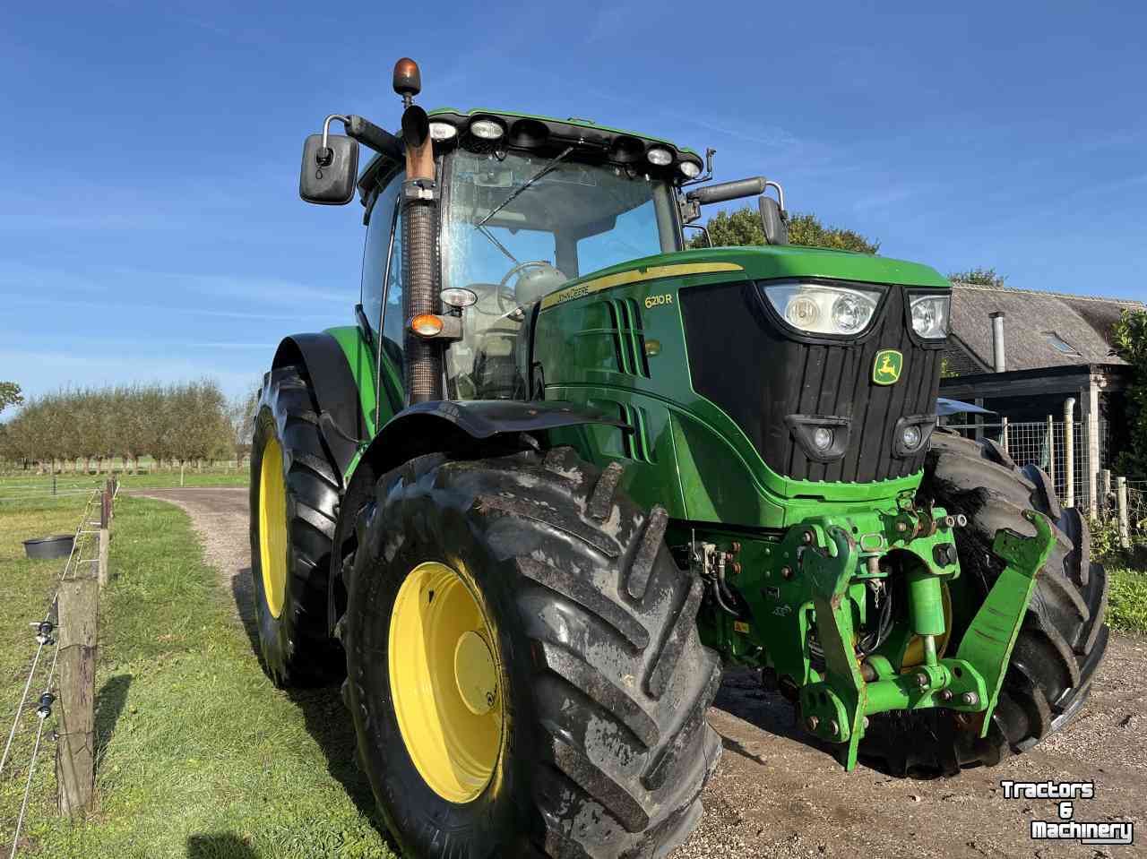 Tracteur John Deere 6210R
