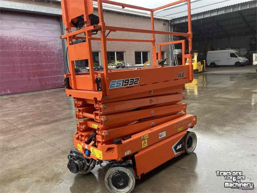 Elévateur à nacelle JLG ES1932