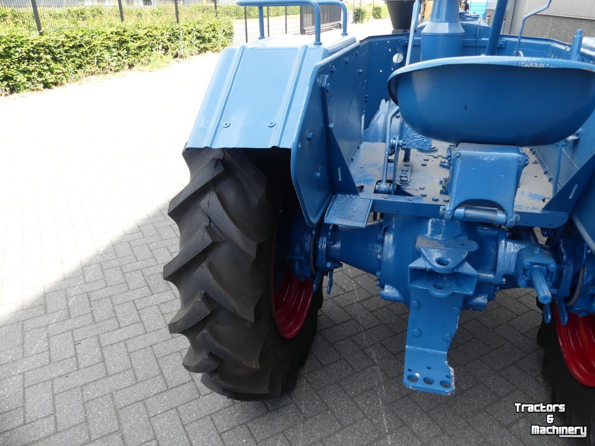 Tracteurs anciens Lanz-Bulldog D3506 Allzweck