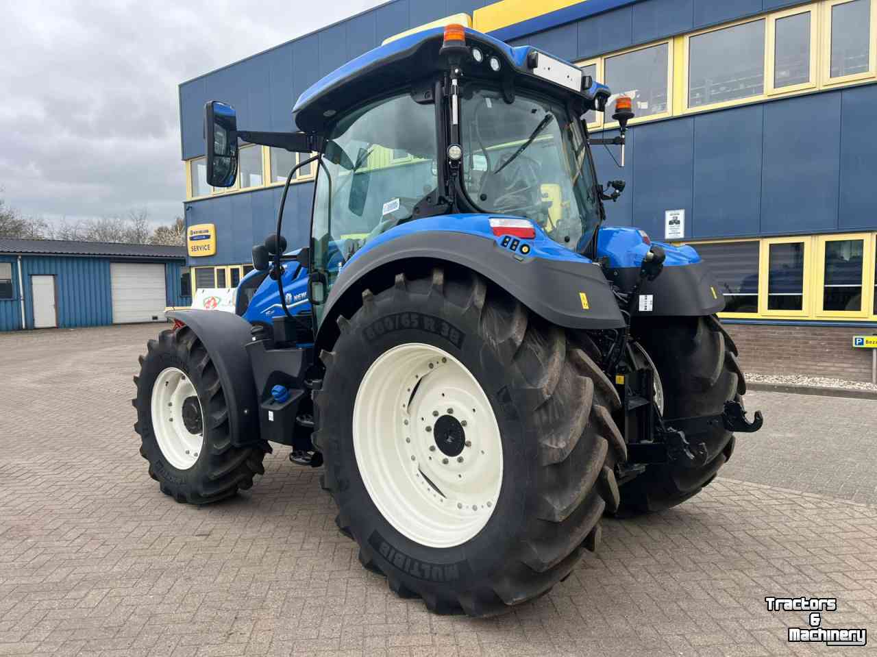 Tracteur New Holland T5.140 Dynamic Command tractor trekker tracteur