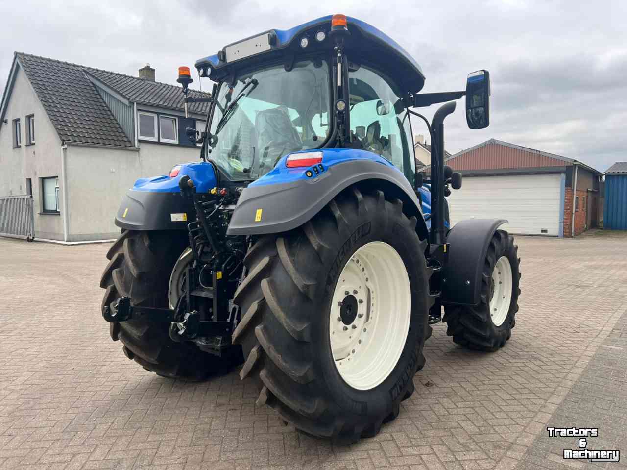 Tracteur New Holland T5.140 Dynamic Command tractor trekker tracteur
