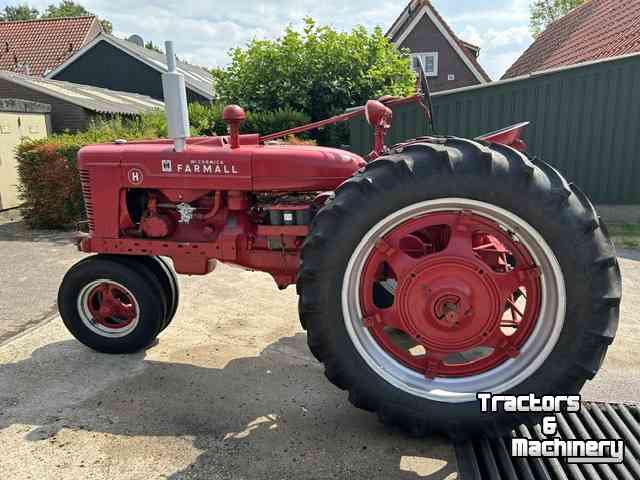 Tracteur pour horticulture Farmall type cup en type H