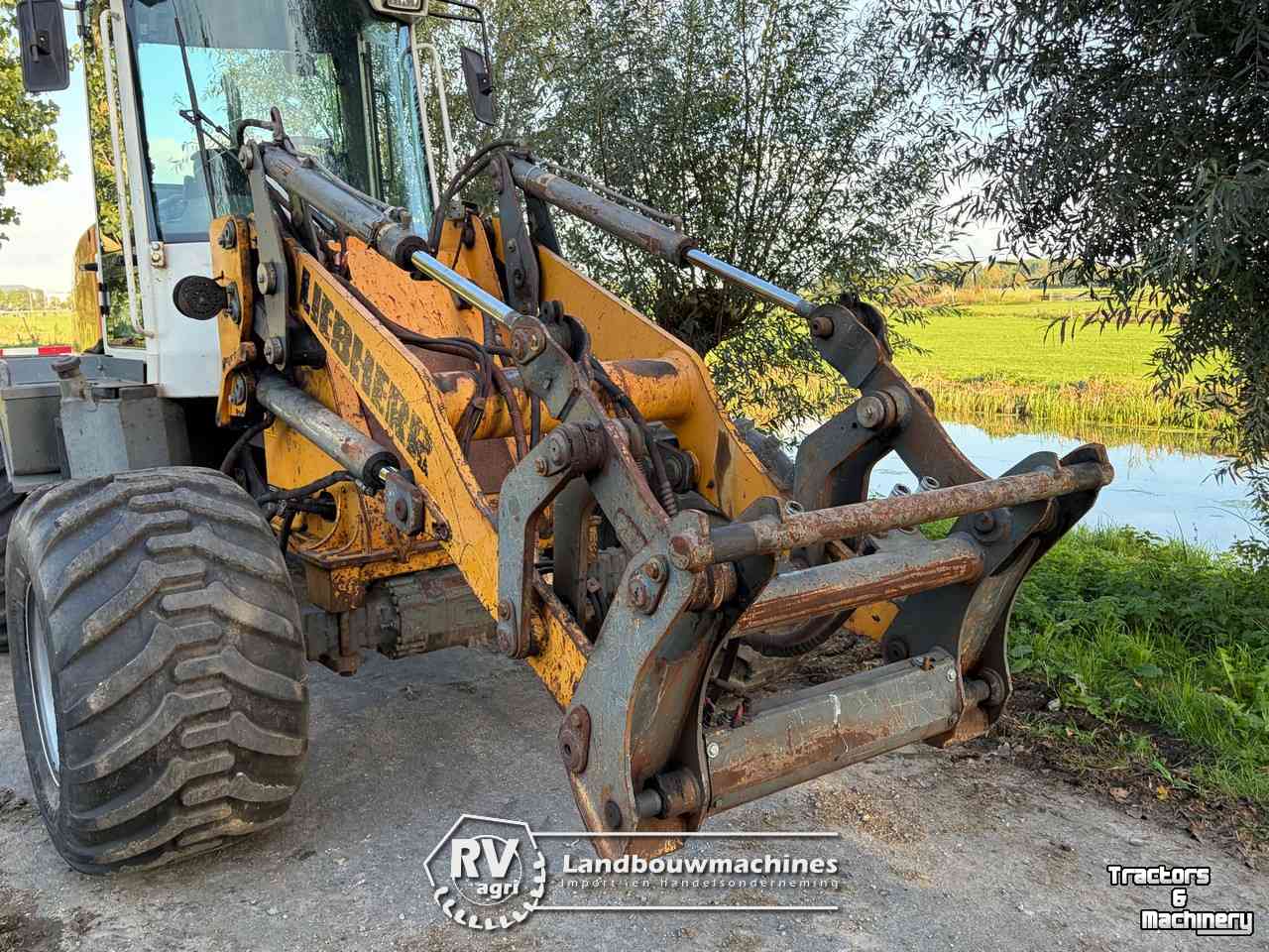 Chargeuse sur pneus Liebherr L514 Stereo | knik+wielbesturing!!