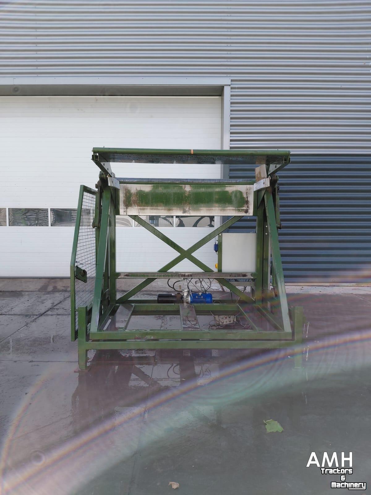 Basculeur de caisses Schouten KK-180-2  Kisten kantelaar,  box tipper, Kistenkipper