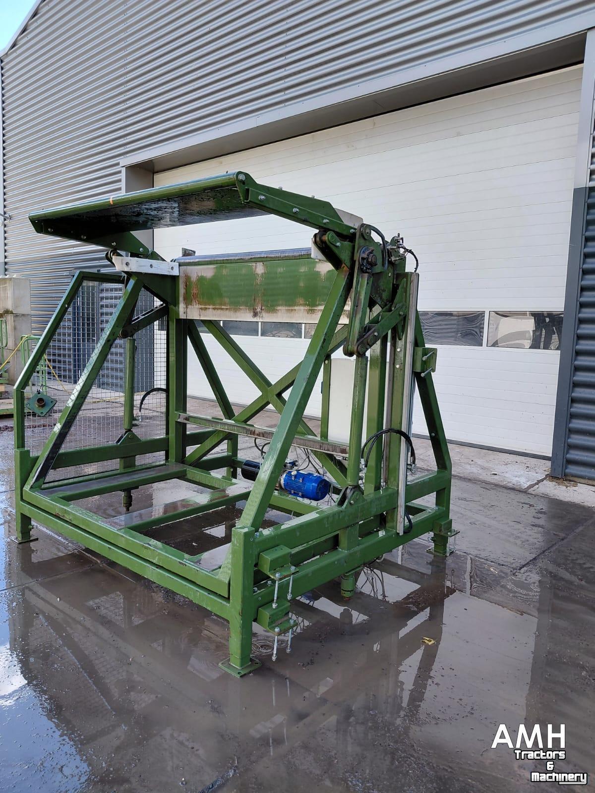 Basculeur de caisses Schouten KK-180-2  Kisten kantelaar,  box tipper, Kistenkipper