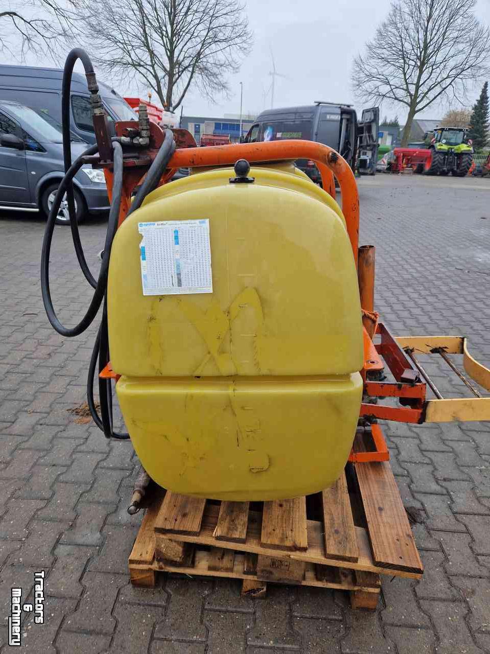 Pulvérisateur porté Douven Spuittank