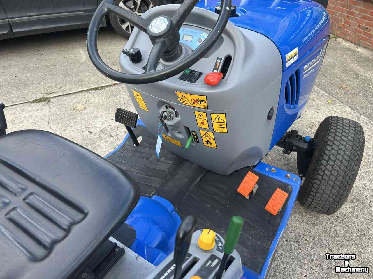Tracteur pour horticulture New Holland Boomer 25 HST