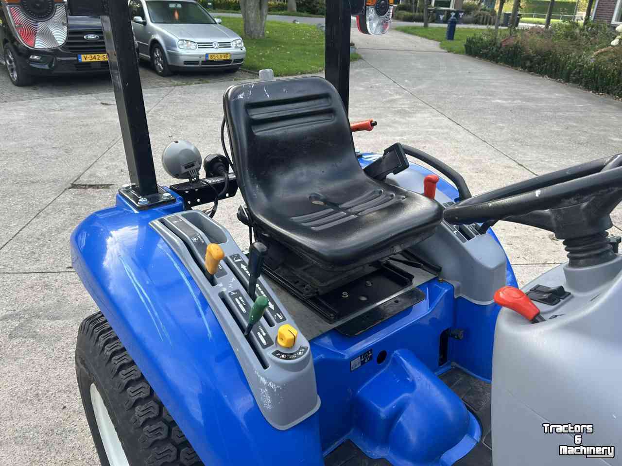 Tracteur pour horticulture New Holland Boomer 25 HST