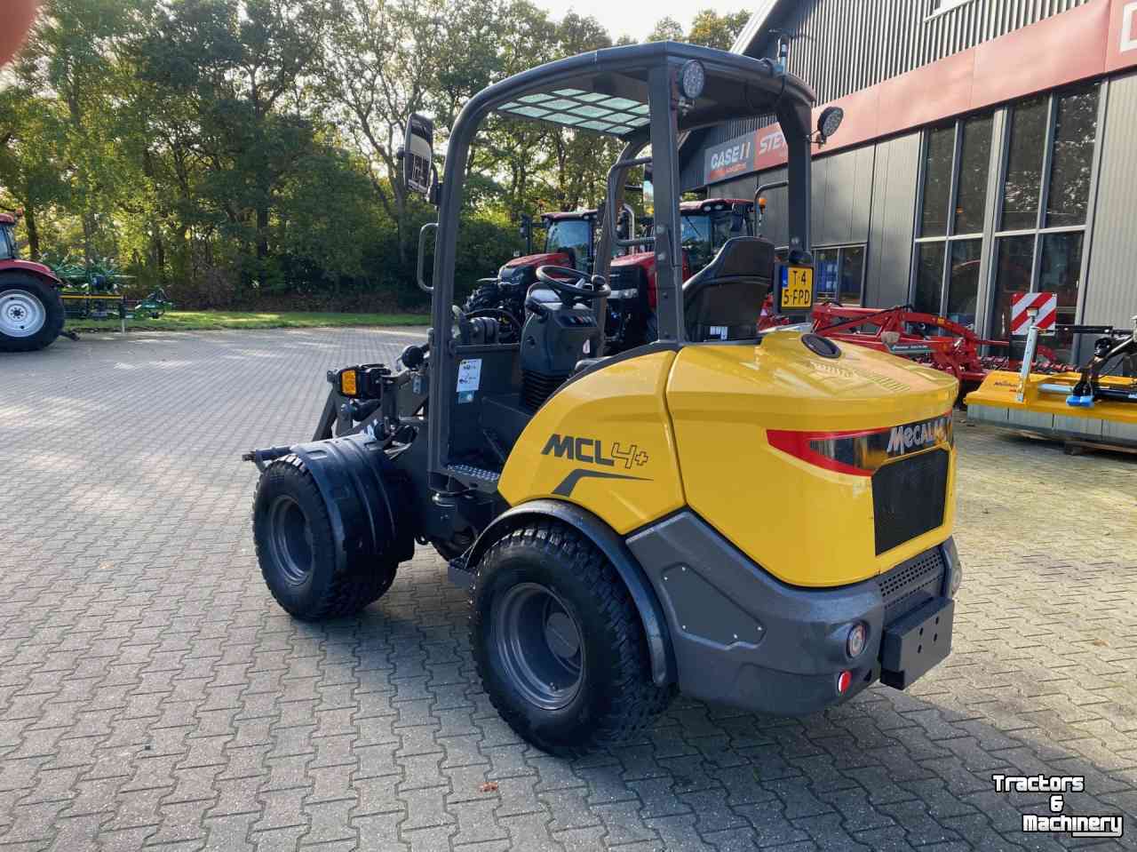 Chargeuse sur pneus Mecalac MCL 4+