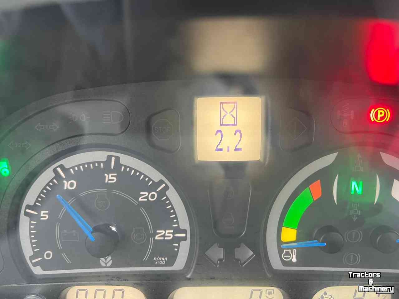 Tracteur New Holland T5.140 Dynamic Command tractor trekker tracteur