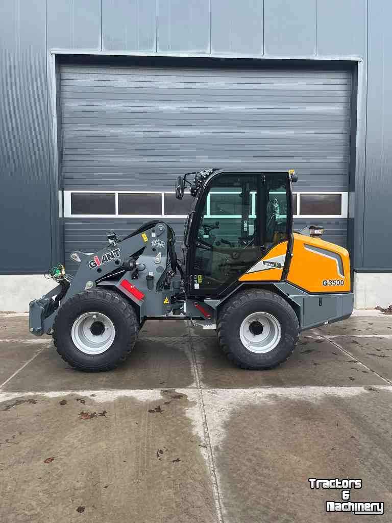 Chargeuse sur pneus Giant G3500 mini shovel kniklader