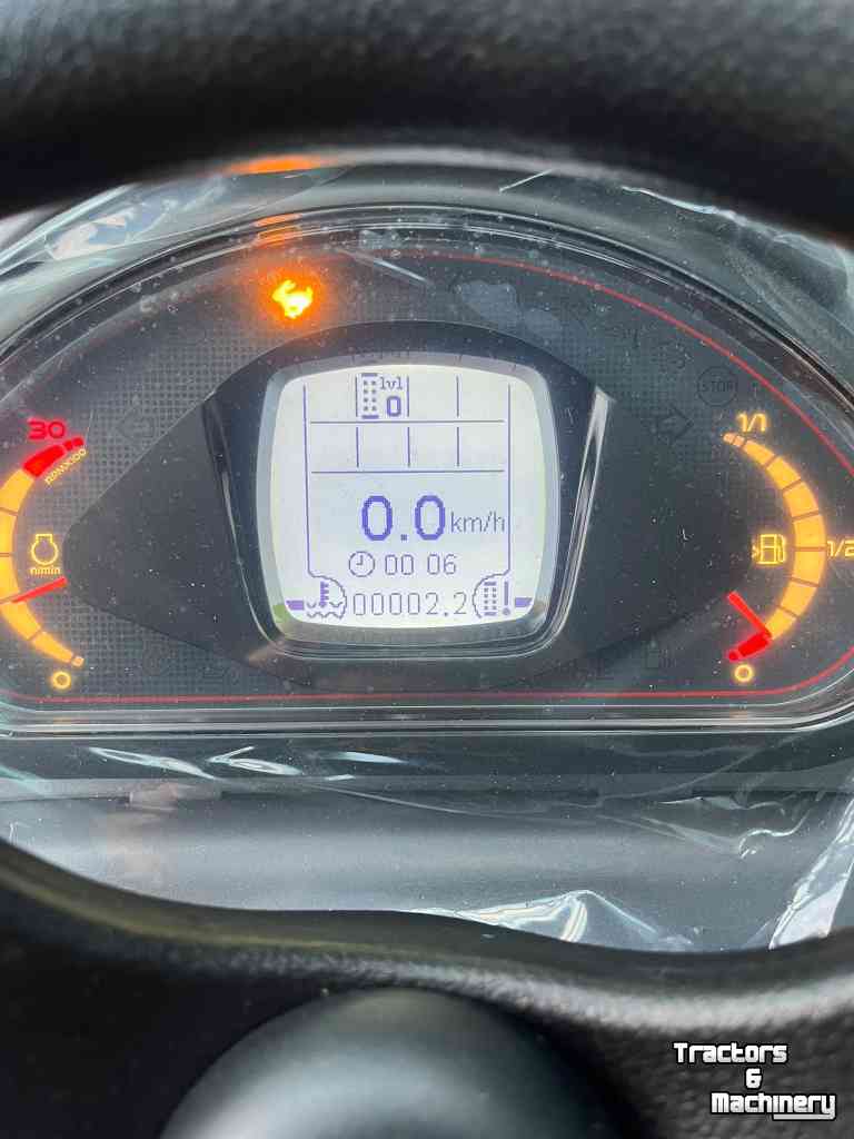 Chargeuse sur pneus Giant G3500 mini shovel kniklader