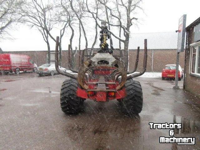 Véhicule tracté arracheuse forestière Farmi VARIO 121