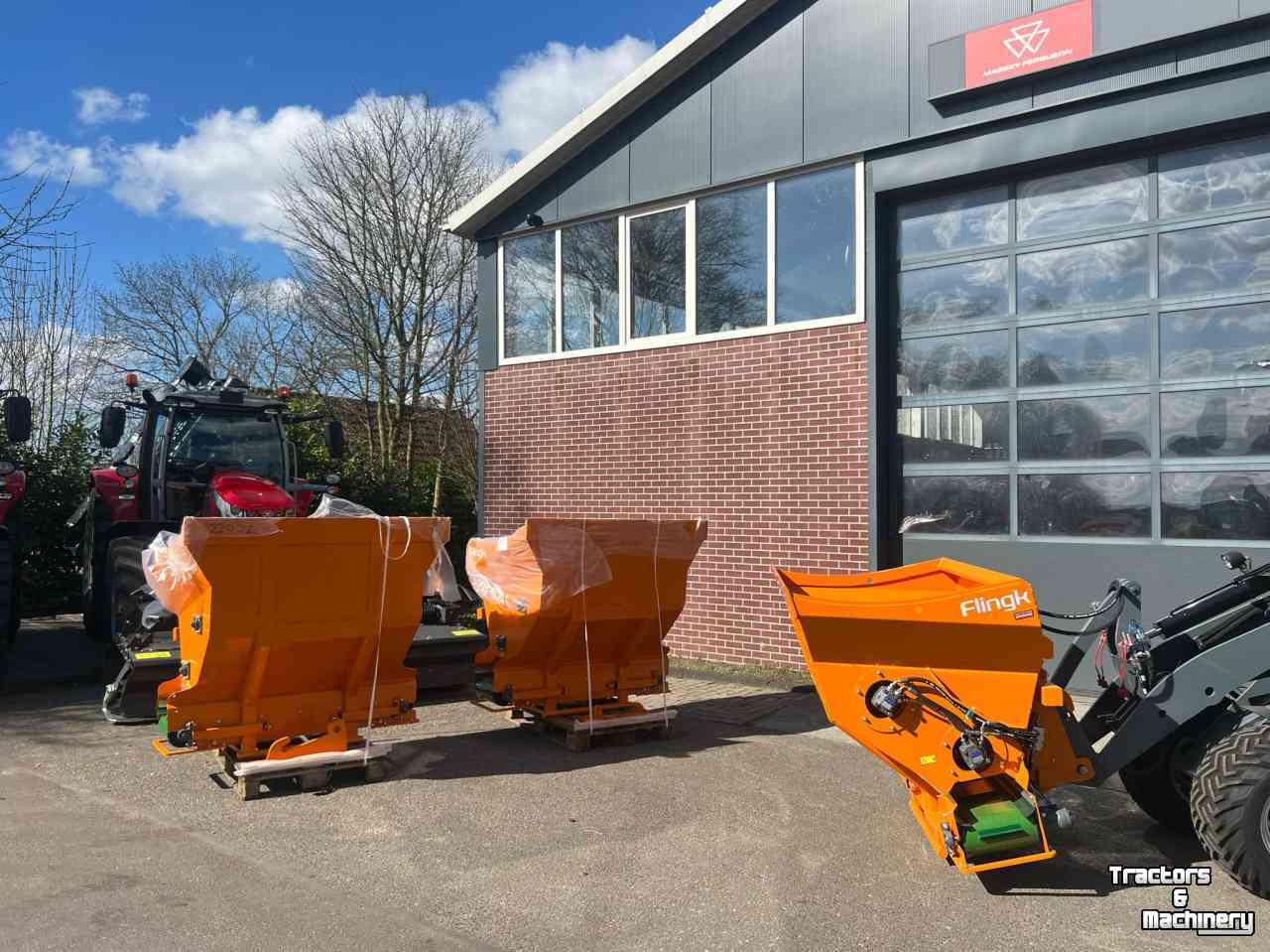 Épandeur de sciure pour des logettes Flingk KSS 1015 boxenstrooier / zaagselstrooier / instrooibak
