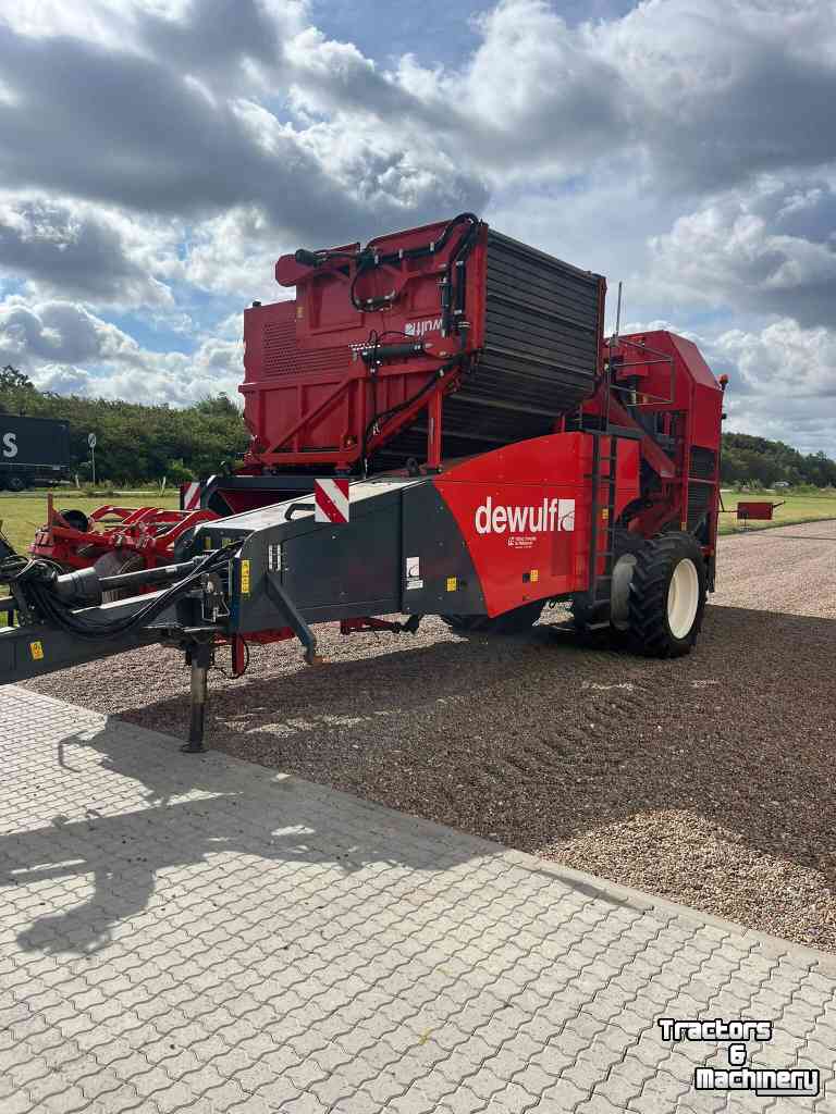 Arracheuse de pommes de terre Dewulf RQA2060