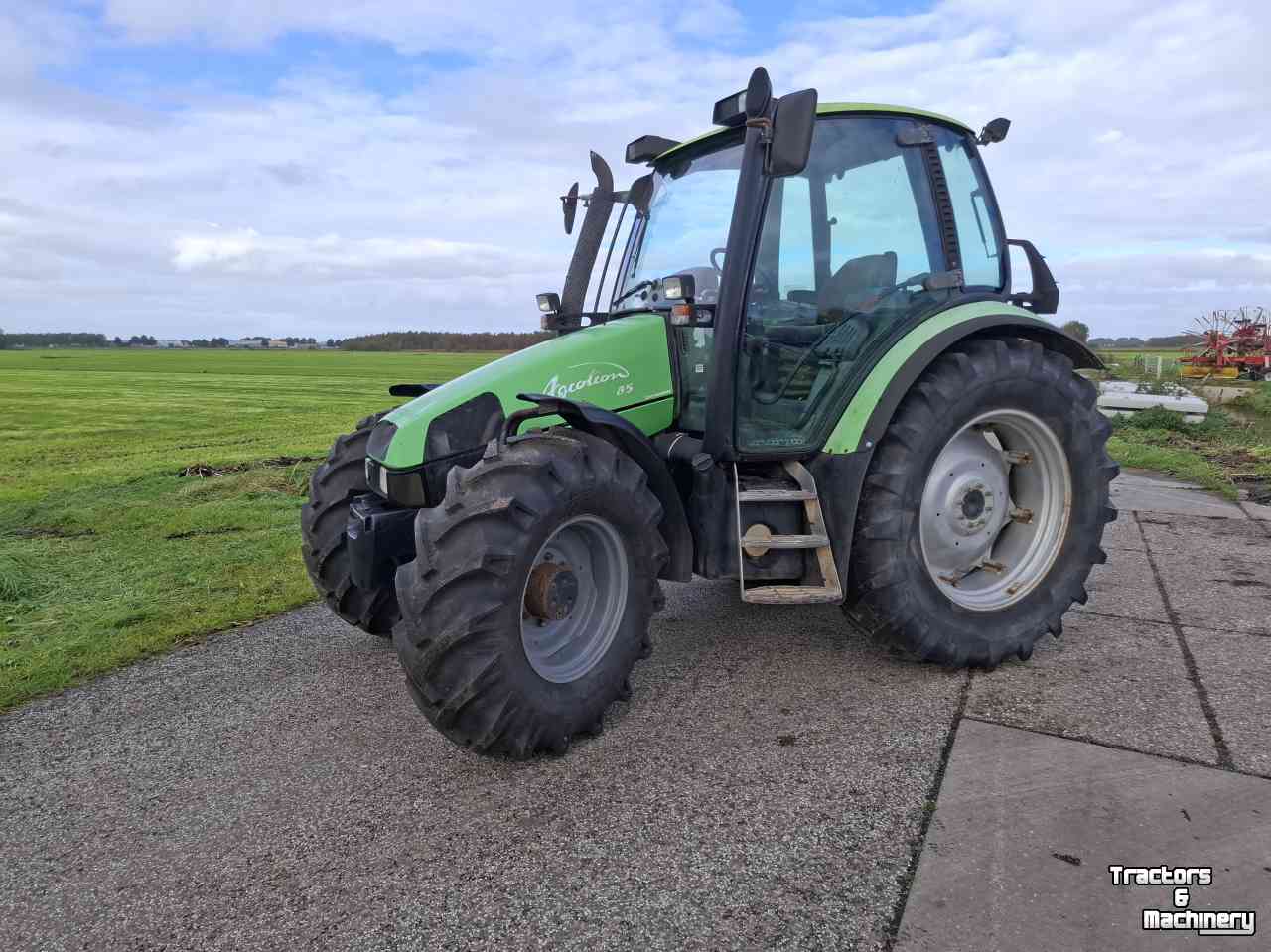Tracteur Deutz-Fahr Agrotron 85
