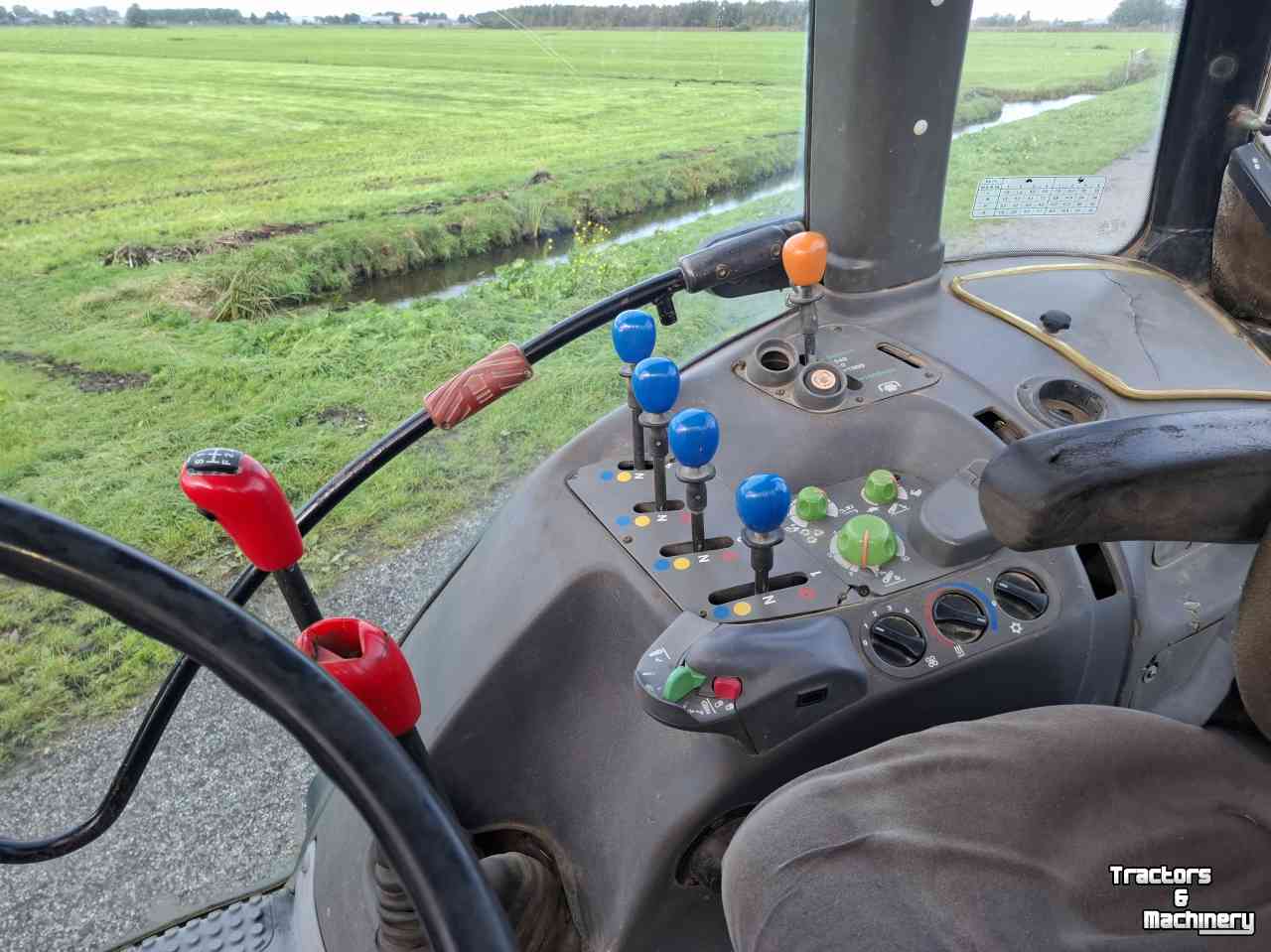 Tracteur Deutz-Fahr Agrotron 85