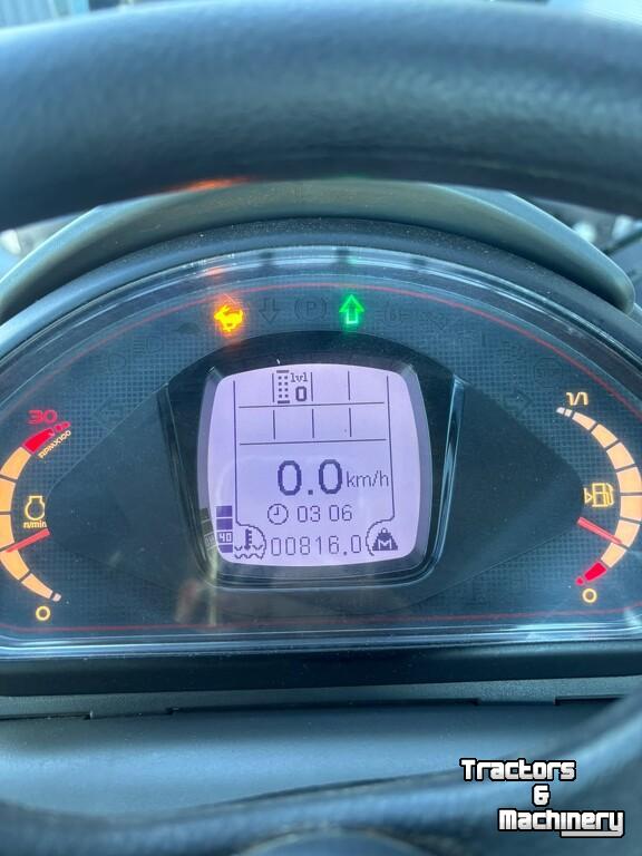 Chargeuse sur pneus Giant G3500